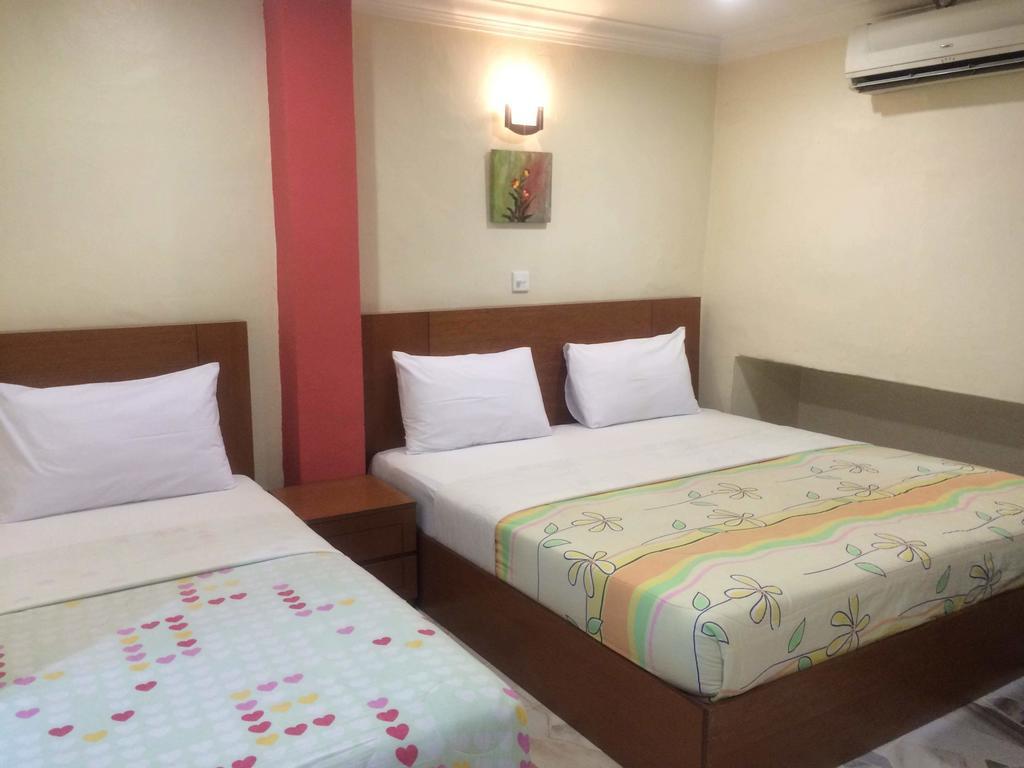 City Star Hotel Kulai Exterior photo